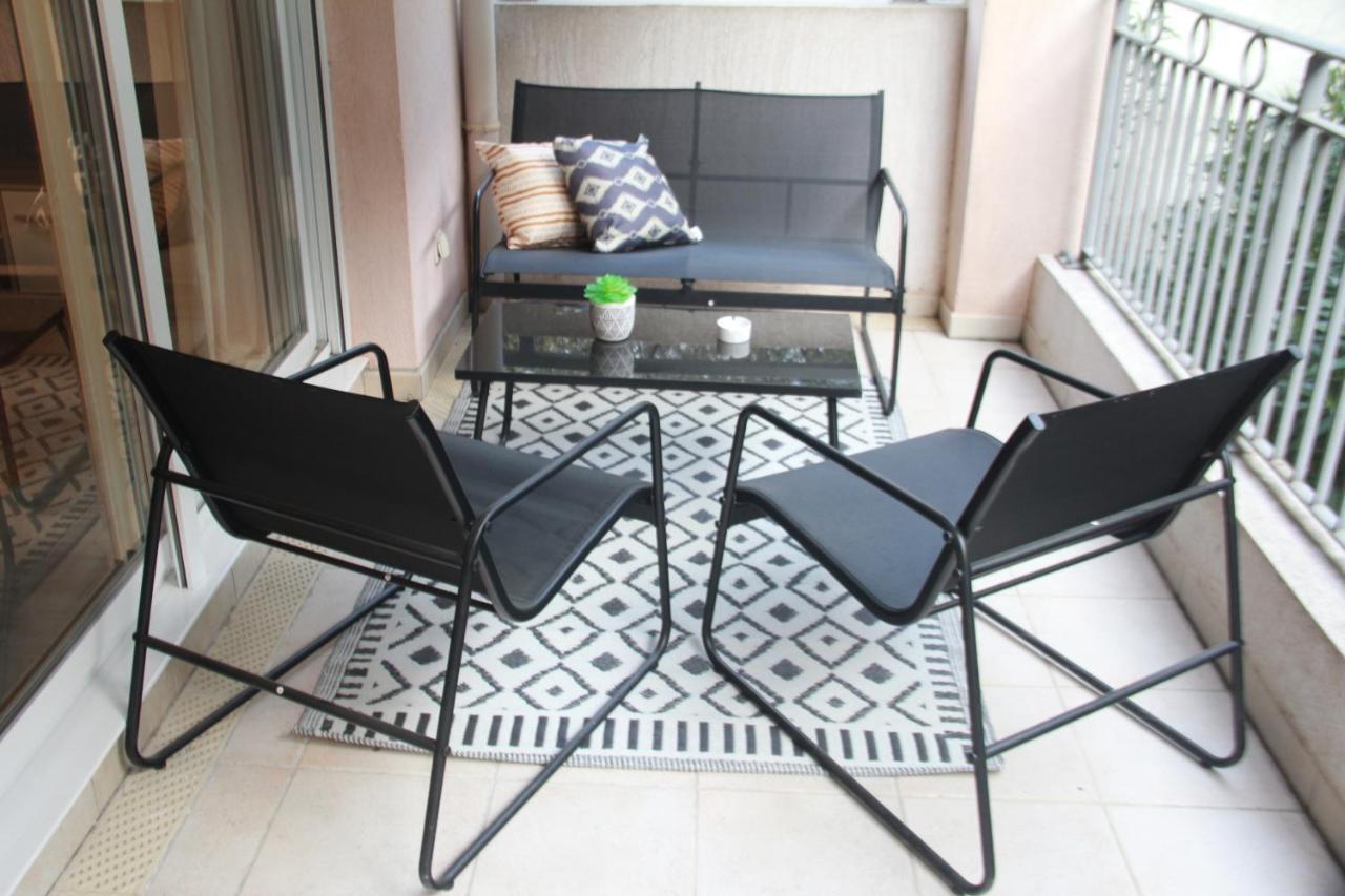 La Villa Ondine - Spacieux Appartement Sur Les Collines Nicoises - Piscine - 2 Parkings - Clim - Wifi Nice Bagian luar foto