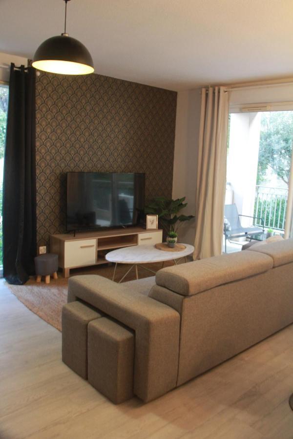 La Villa Ondine - Spacieux Appartement Sur Les Collines Nicoises - Piscine - 2 Parkings - Clim - Wifi Nice Bagian luar foto