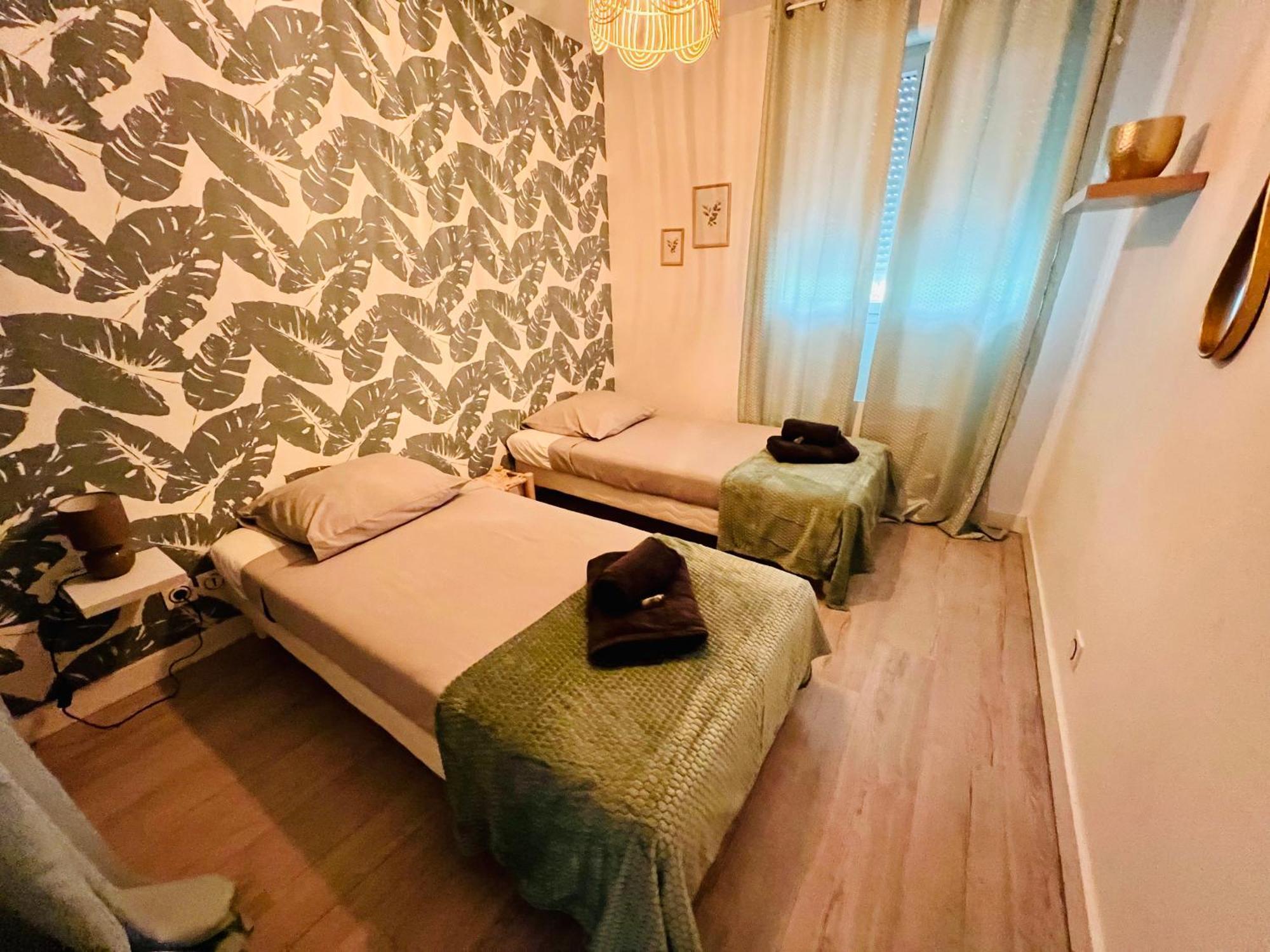 La Villa Ondine - Spacieux Appartement Sur Les Collines Nicoises - Piscine - 2 Parkings - Clim - Wifi Nice Bagian luar foto